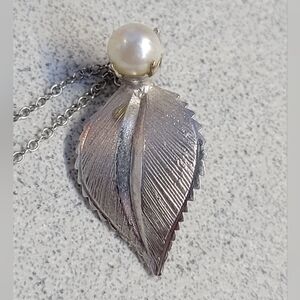 Lady Ellen Sterling silver pendant and chain. Leaf and little pearl.